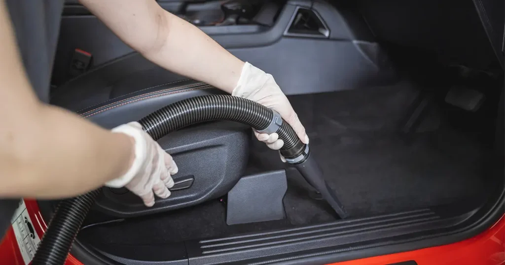 Qual o melhor limpa carpetes automotivo?